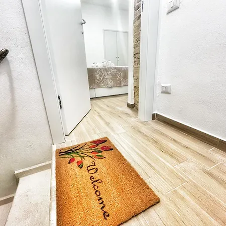 Centro Storico Lovely House R9345 Apartment